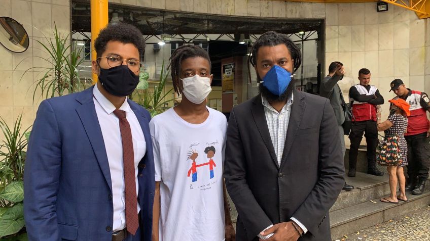 Influenciador e produtor cultural Júlio César De Sá Dantas prestou queixa sobre uma abordagem racista sofrida por ele na última quarta-feira (17) / Cleber Rodrigues / CNN