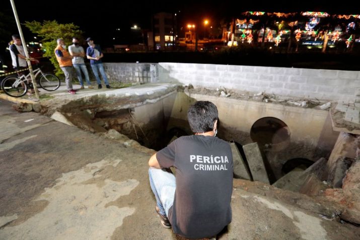 Perícia esteve no local para investigar acidente que vitimou mais de 30 pessoas / Divulgação/Prefeitura de Joinville