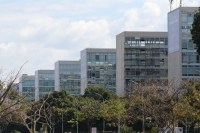 Ministros do PP e do União ficam em fogo cruzado após acenos de rompimento
