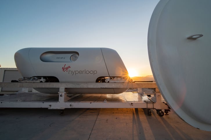 Hyperloop Pegasus, da Virgin, que estará em exposição no "Futures", é um pod de alta velocidade projetado para viajar até 1000 km/h / Foto: Cortesia de CEANIX/BIG-Bjarke Ingels Group/Smithsonian