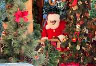 Pela primeira vez, Disney inclui papais noéis negros nas celebrações do Natal