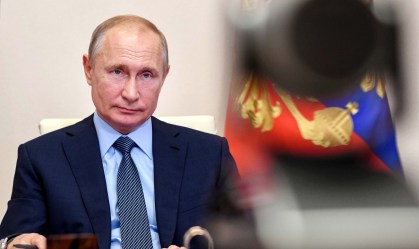 Rússia: Putin testa vacina intranasal contra a Covid-19, sua 4ª vacinação