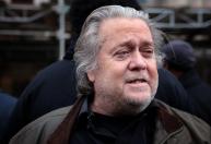 EUA: Aliado de Trump, Steve Bannon se dispõe a depor diante de comitê do Congresso