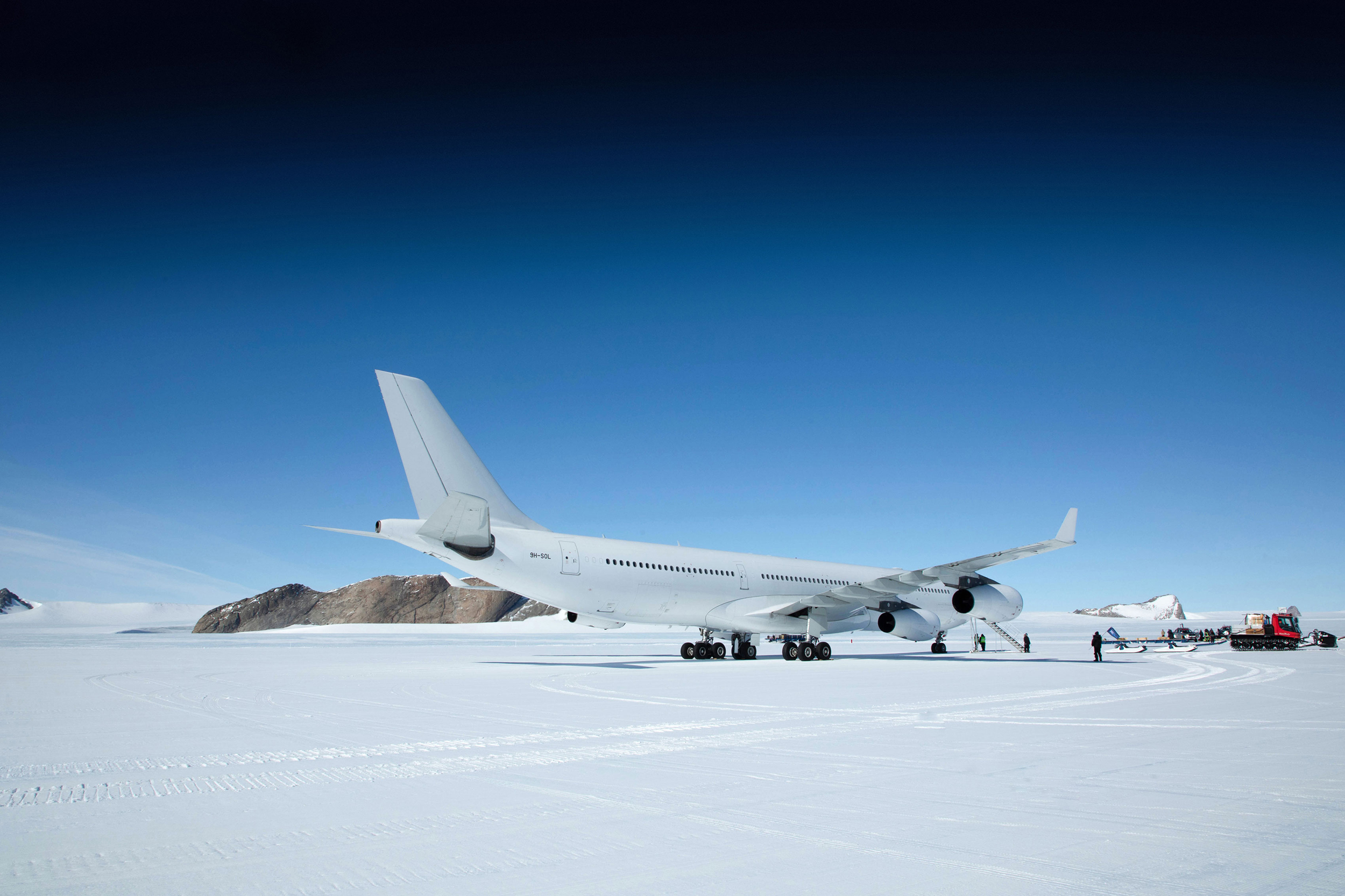 AIRBUS A340 ANTÁRTICA