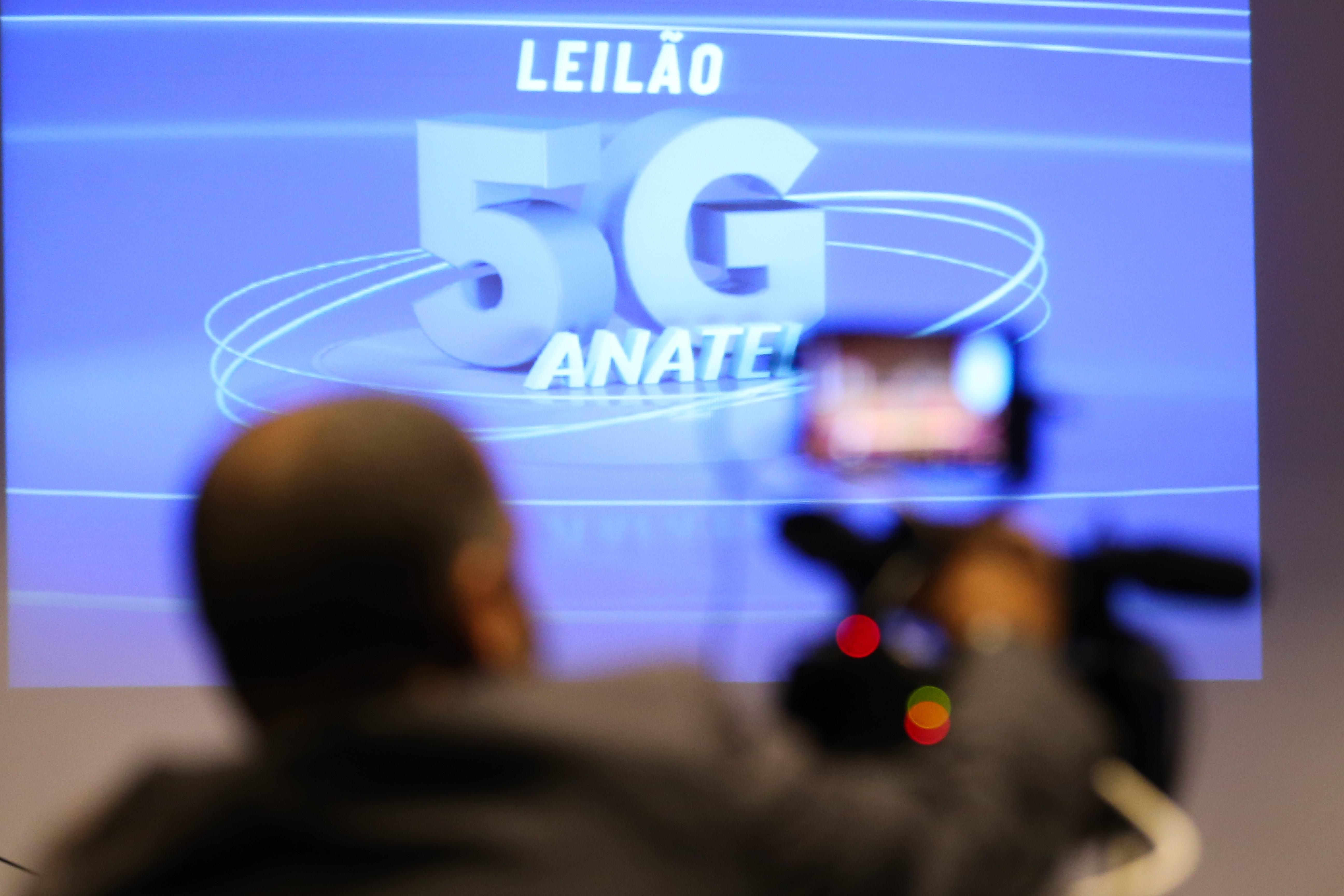 Comissão Especial de Licitação da Agência faz à abertura, análise e julgamento das propostas de preço das 15 empresas cadastradas do leilão do espectro (banda) 5G, na sede da Agência Nacional de Telecomunicações (Anatel), em Brasília