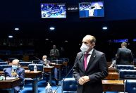 Relator da proposta sobre emendas secretas defende “trava” no orçamento