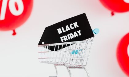 Black Friday: Movimentação em dia de promoção faz lojas ficarem abertas 24 horas