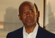 Eric Adams é eleito o 2º prefeito negro da cidade de NY, aponta projeção da CNN