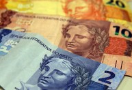 THAIS HERÉDIA: Para crescer mais, investimento no Brasil precisa deslanchar