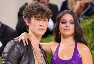 Shawn Mendes e Camila Cabello anunciam fim do relacionamento de dois anos
