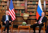 Biden e Putin devem discutir situação da Ucrânia em videochamada nesta terça