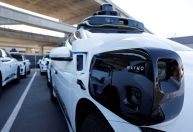 Chinesa Zeekr fecha acordo com Waymo para produção de veículos autônomos