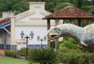 Conheça o Museu dos Dinossauros de Peirópolis, em Minas Gerais