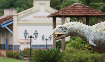 Nas férias de dezembro, conheça o Museu dos Dinossauros de Peirópolis, em MG