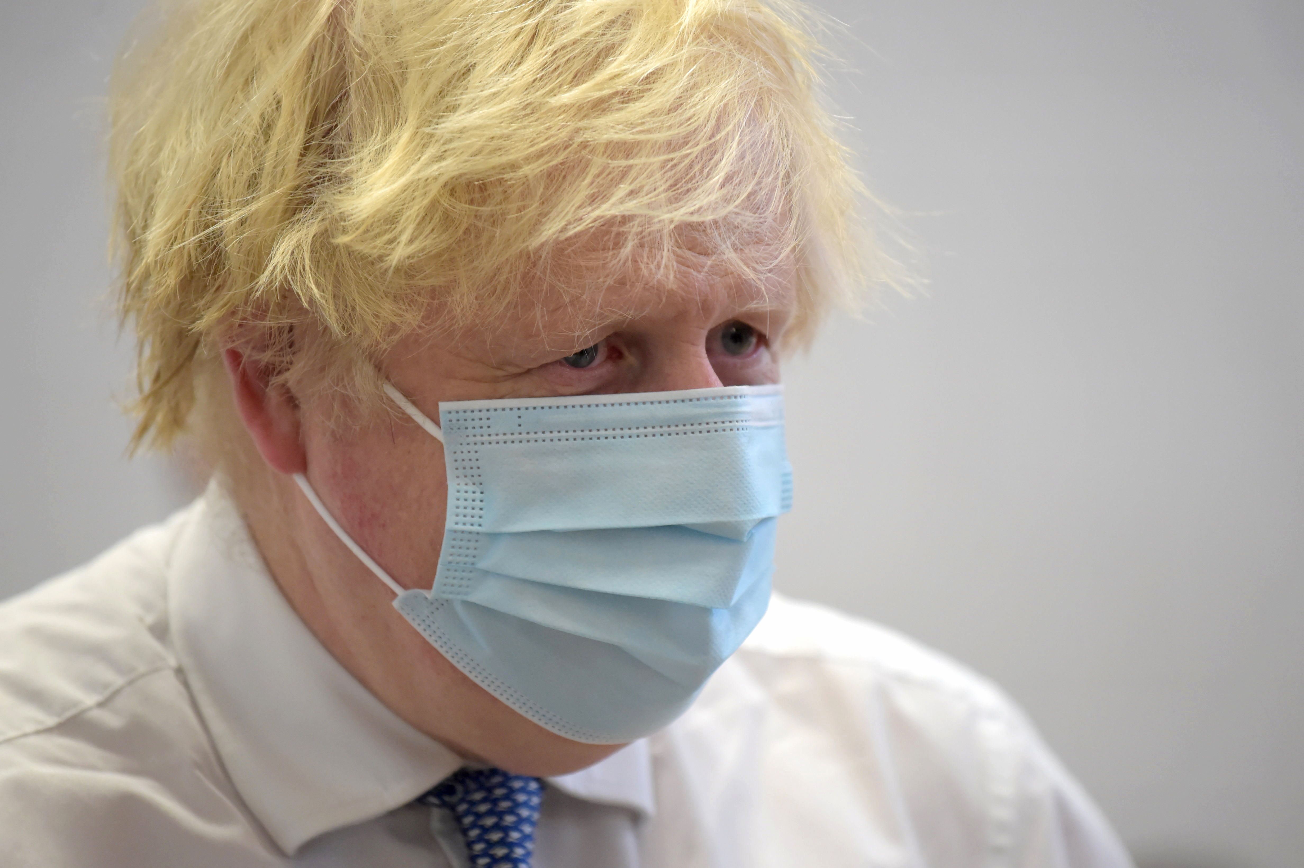 PM Visits Vaccination Centre In London
