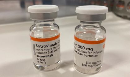 Medicamento sotrovimabe é eficaz contra mutações da Ômicron, diz farmacêutica