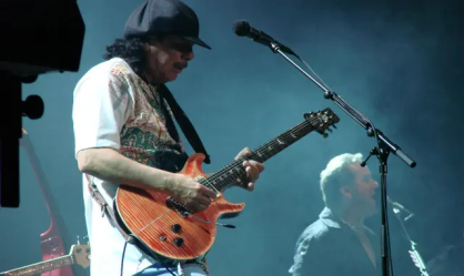 Carlos Santana desmaia durante apresentação nos Estados Unidos