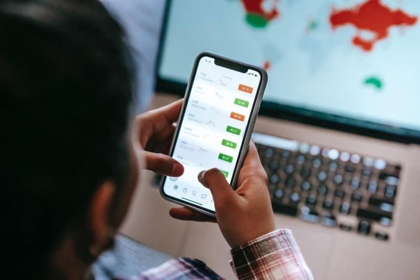 / Afinal, compensa investir em COE? /Foto: Pexels/Liza Summer