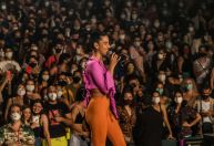 Avanço da pandemia gera onda de cancelamentos e adiamentos de shows