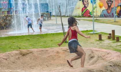 Saiba como liberar emoções de bem-estar e felicidade de acordo com conceitos da química