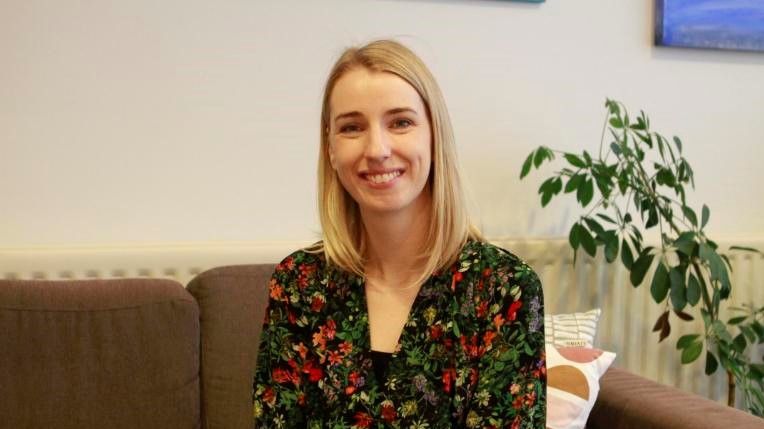 Steinunn Guðjónsdóttir é a porta-voz e gerente de arrecadação de fundos da Stigamot, uma ONG que luta contra a violência sexual, fornece aconselhamento para sobreviventes e realiza workshops de prevenção / Ivana Kottasova