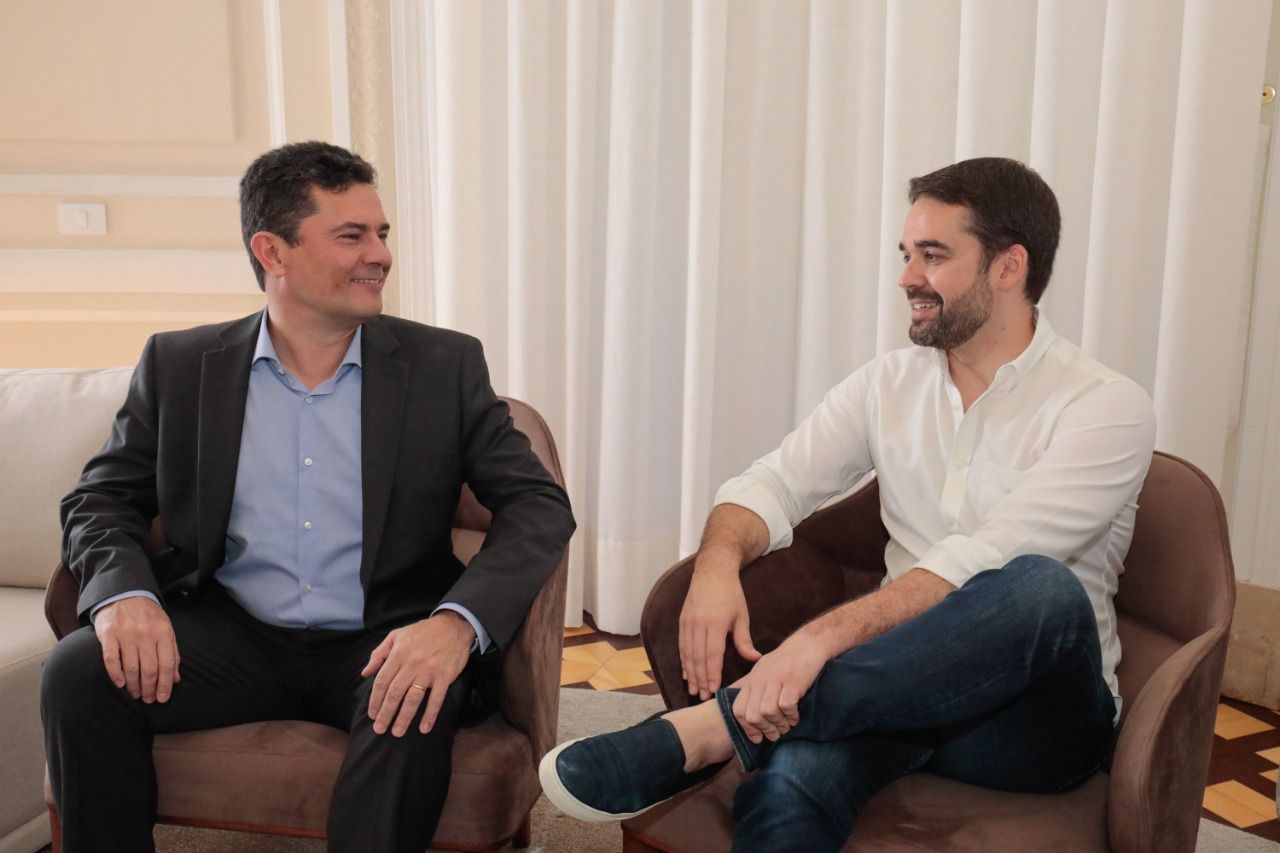 Sergio Moro visitou Eduardo Leite, governador do Rio Grande do Sul, neste sábado (4)