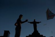 Pobreza leva crianças e adolescentes para trabalho informal e evasão escolar