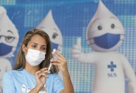Brasil chega a 80% do público-alvo vacinado com duas doses contra a Covid-19