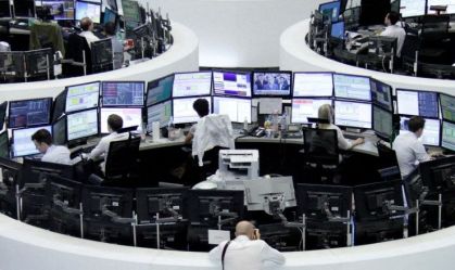 Ações europeias seguem estáveis em meio a negociações EUA-China