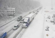 Nevasca nos EUA diminui, mas meteorologistas alertam para ventos ‘perigosamente frios’