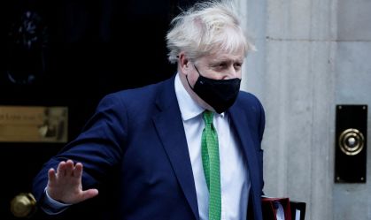 Reino Unido irá retirar medidas de restrição à Covid-19 gradualmente, diz Boris Johnson