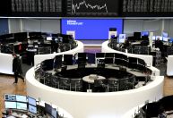 Bolsas da Europa fecham em baixa com investidores repercutindo guerra na Ucrânia