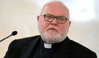 "Lado sombrio" da Igreja: cardeal promete aprender com relatório sobre abusos sexuais