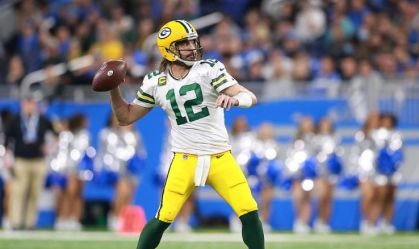 Estrela da NFL, Aaron Rodgers realiza retiro na última semana; entenda