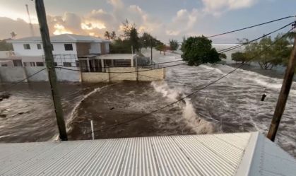Primeiros voos de ajuda humanitária chegam a Tonga e país teme Covid-19