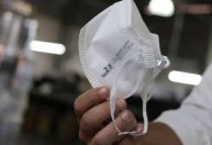 Especialistas avaliam benefícios e riscos de flexibilizar uso de máscaras