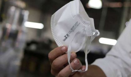 Especialistas avaliam benefícios e riscos de flexibilizar uso de máscaras