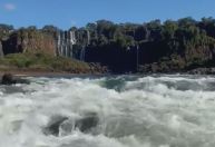 Após orientação da Marinha, passeio nas Cataratas volta a operar normalmente