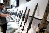 EUA: cidade da Califórnia é primeira a implementar requisitos para posse de armas