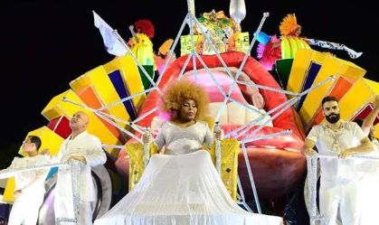 Elza Soares é o grito urgente daqueles que tanto apanham no Brasil, diz pesquisador