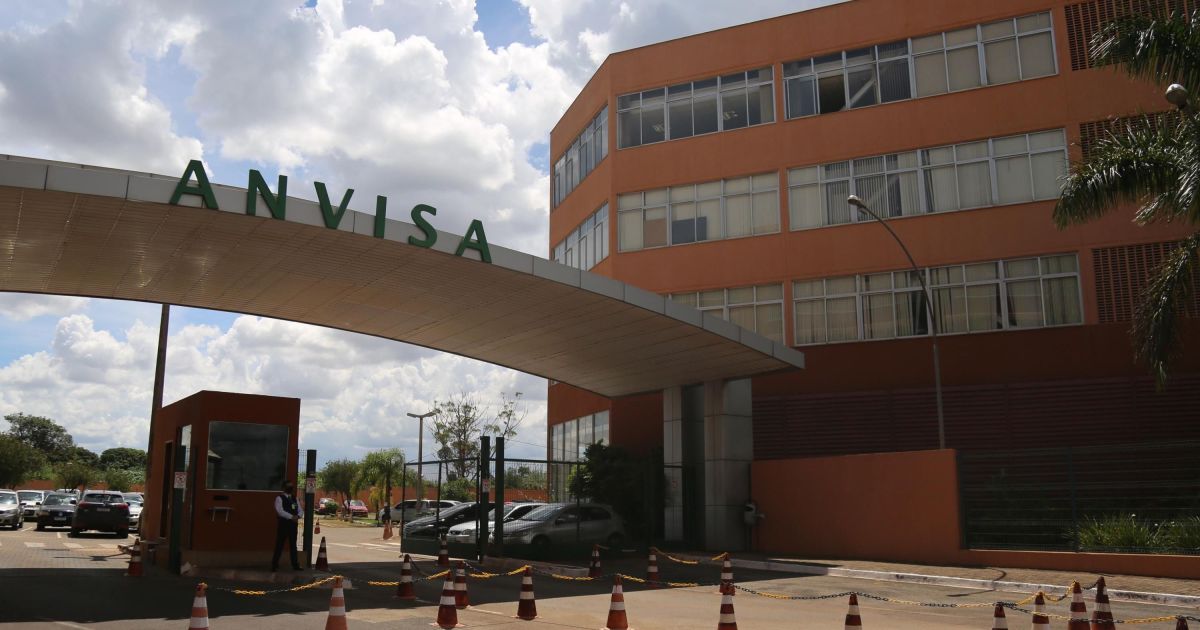 Anvisa proíbe produtos de duas farmácias de manipulação; veja quais
