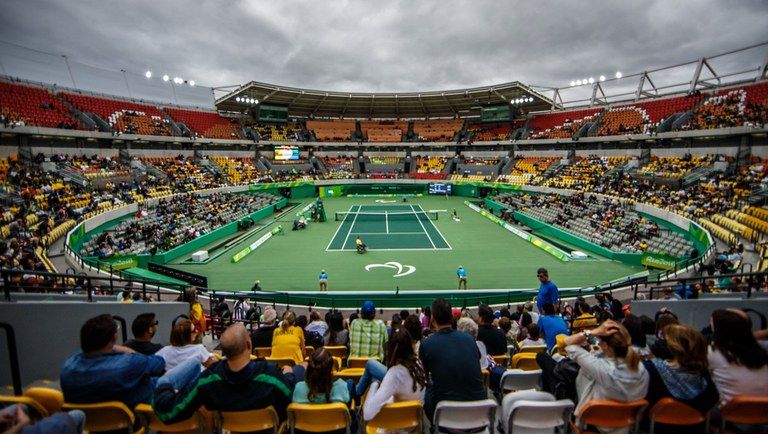 Centro Olímpico de Tênis durante partidas, no Parque Olímpico da Barra