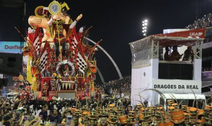 Desfiles no Anhembi devem ocorrer com 70% do público, diz secretário de Saúde