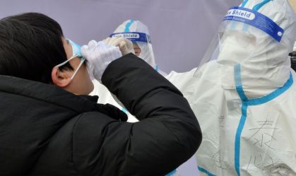 China luta para conter Ômicron enquanto restrições aumentam nas maiores cidades