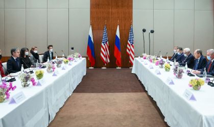 US, Russia begin talks in Geneva eying easing in Ukraine tensions