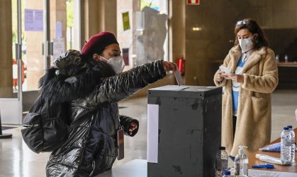 Portugal Heads Into Legislative Elections With Low Turn-Out Woes Amid Pandemic