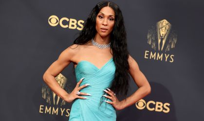 MJ Rodriguez é a primeira atriz trans a ganhar o Globo de Ouro