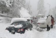 Pelo menos 21 turistas morrem em tempestade de neve no Paquistão