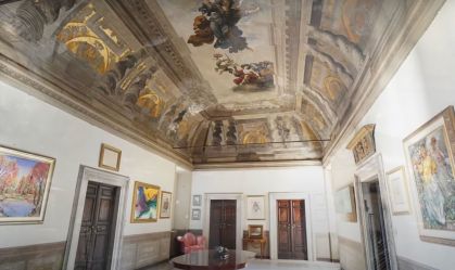 Conheça a mansão de R$ 2,9 bilhões com obra de Caravaggio que foi para leilão