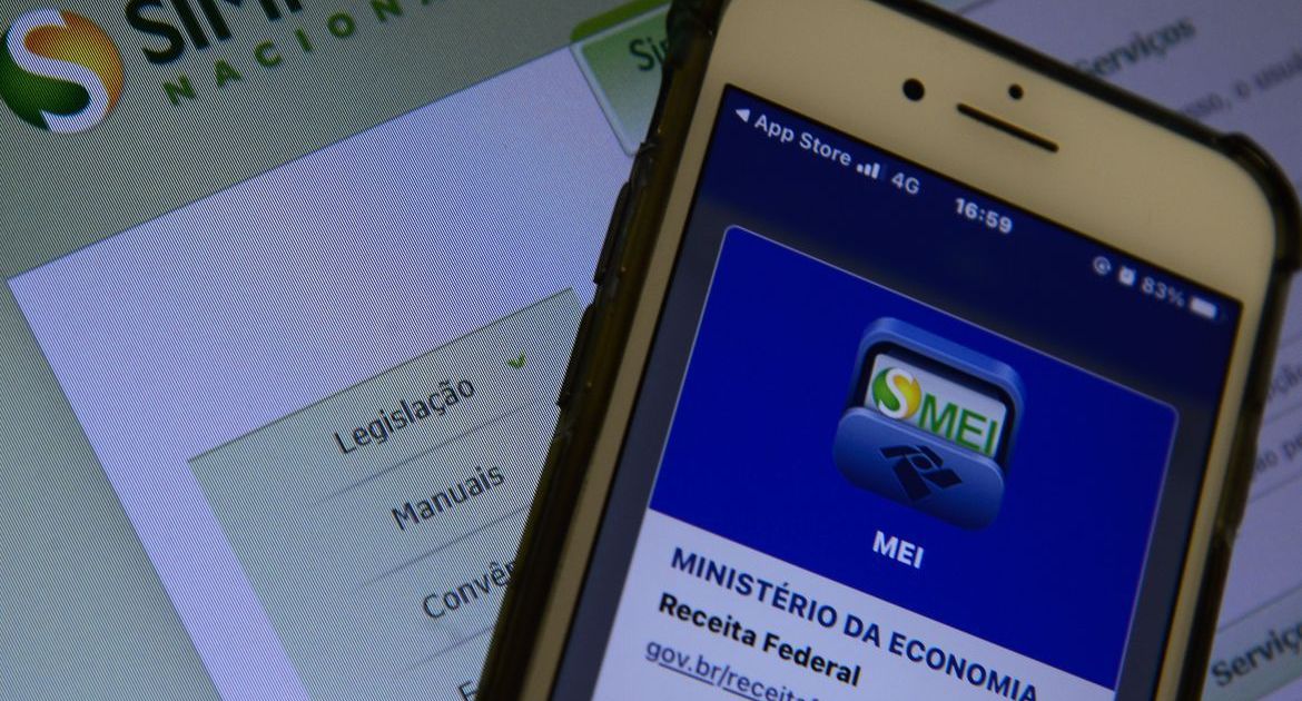 Prazo para aderir ao Simples Nacional termina neste sábado (31)